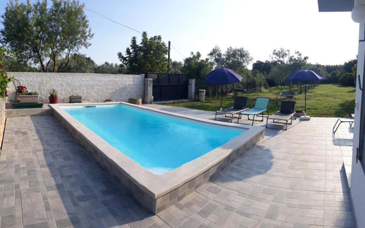 Holiday Home Dioniza Vodnjan Esterno foto