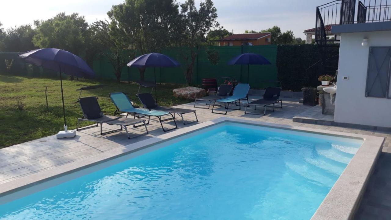 Holiday Home Dioniza Vodnjan Esterno foto
